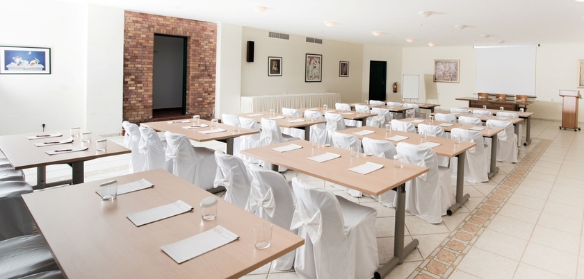 Imagen de los interiores del Hotel Porto Naxos. Foto 5