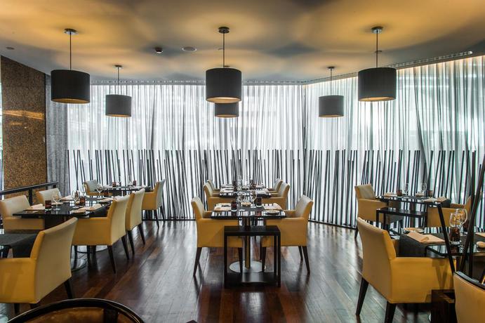 Imagen de los interiores del Hotel Porto Palácio By The Editory. Foto 25