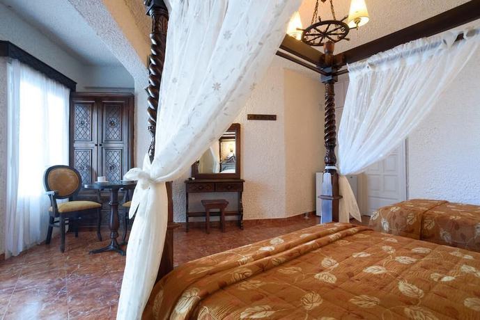 Imagen de la habitación del Hotel Porto Perissa. Foto 7