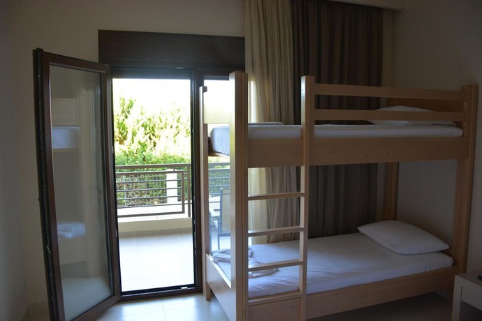 Imagen de la habitación del Hotel Porto Plaza Beach Resort. Foto 9