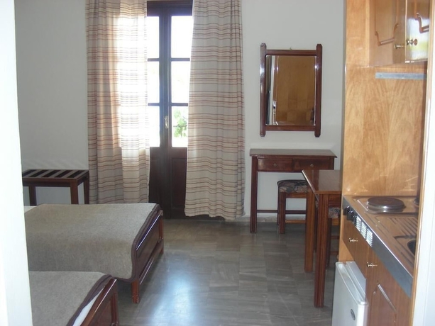 Imagen de la habitación del Hotel Porto Potha. Foto 4