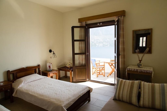 Imagen de la habitación del Hotel Porto Potha. Foto 7