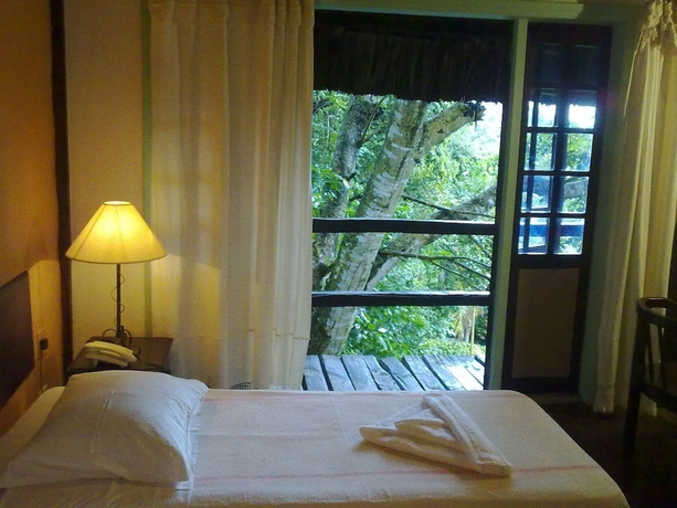 Imagen de la habitación del Hotel Porto Pousada Saco Da Capela. Foto 11