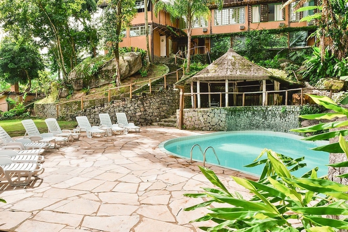 Imagen de la piscina del Hotel Porto Pousada Saco Da Capela. Foto 19