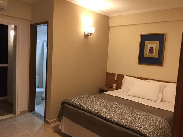 Imagen de la habitación del Hotel Porto Real Aparecida. Foto 8