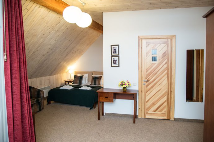 Imagen de la habitación del Hotel Porto Resort. Foto 10