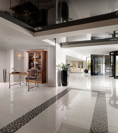 Imagen de los interiores del Hotel Porto Rio Casino. Foto 13