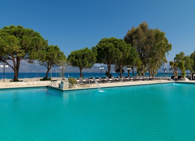 Imagen de la piscina del Hotel Porto Rio Casino. Foto 16