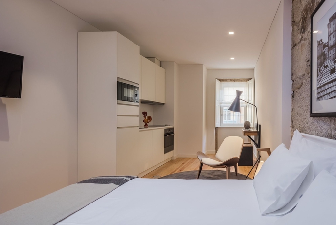 Imagen de la habitación del Hotel Porto River. Foto 7