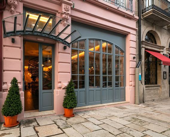 Imagen de los exteriores del Hotel Porto River Infante. Foto 11