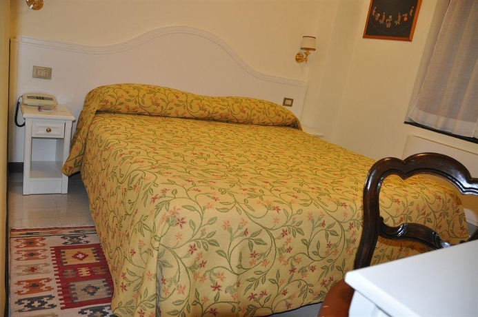 Imagen general del Hotel Porto Roca. Foto 6