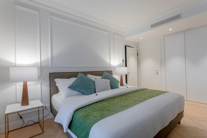 Imagen de la habitación del Hotel Porto Romano The Marina Resort. Foto 3