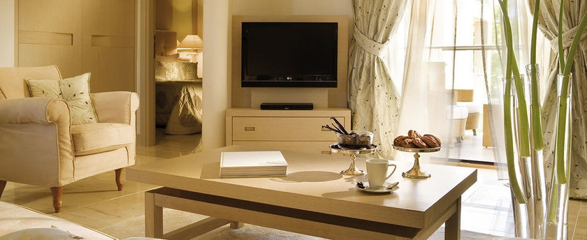 Imagen de los interiores del Hotel Porto Sani. Foto 7