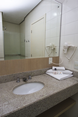 Imagen de la habitación del Hotel Porto Sol Ingleses. Foto 10