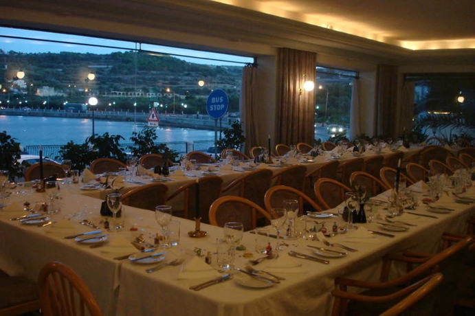 Imagen del bar/restaurante del Hotel Porto del Sol. Foto 4