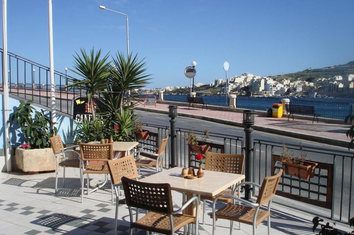 Imagen del bar/restaurante del Hotel Porto del Sol. Foto 6