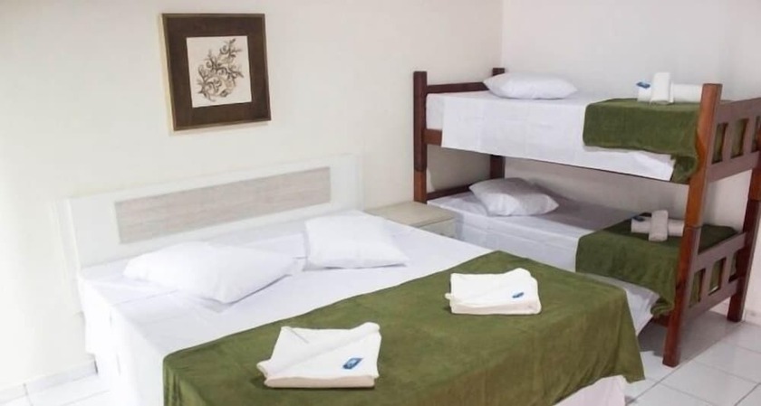 Imagen de la habitación del Hotel PortoSol Pousada. Foto 16