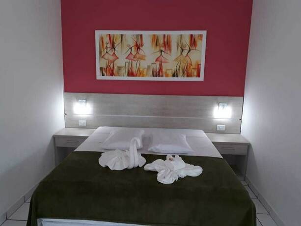 Imagen de la habitación del Hotel PortoSol Pousada. Foto 17