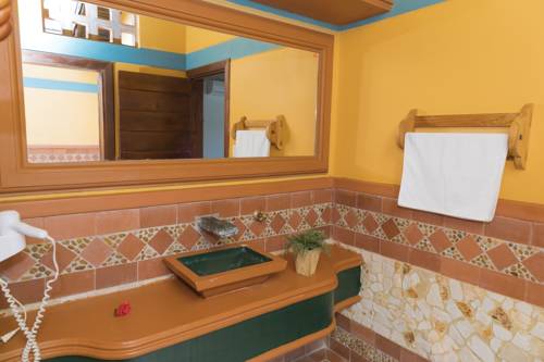 Imagen de la habitación del Hotel Port&oacute;n Del Sol. Foto 2