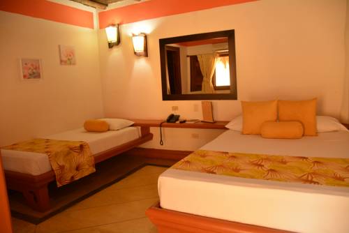 Imagen de la habitación del Hotel Port&oacute;n Del Sol. Foto 5