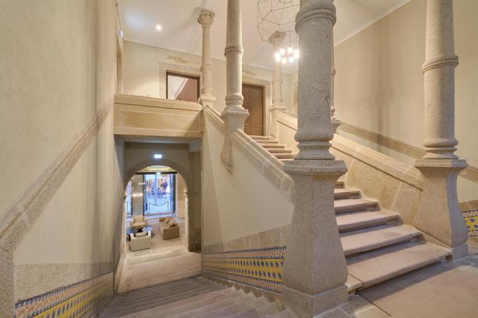 Imagen general del Hotel Portobay Flores. Foto 15