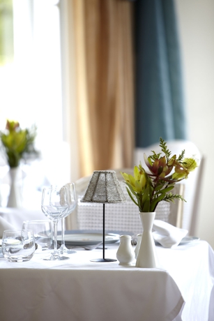 Imagen del bar/restaurante del Hotel Portobay Serra Golf. Foto 3