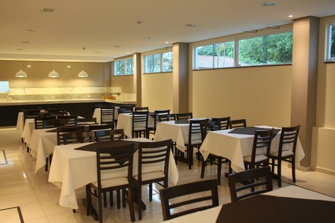 Imagen del bar/restaurante del Hotel Portobello, Aparecida. Foto 4