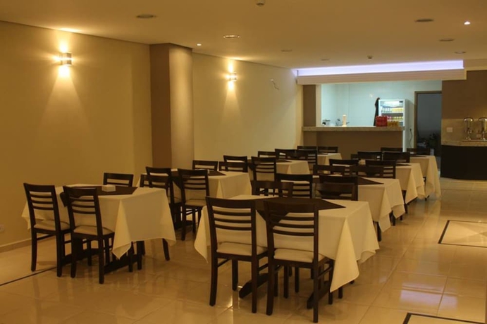 Imagen del bar/restaurante del Hotel Portobello, Aparecida. Foto 5