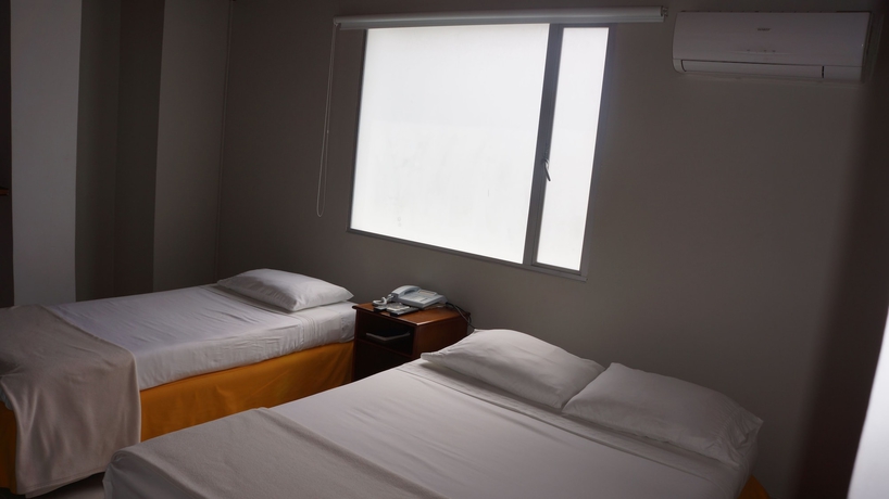 Imagen de la habitación del Hotel Portobelo Boulevard. Foto 14