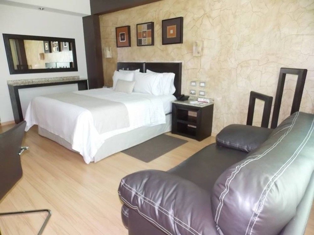 Imagen de la habitación del Hotel Portobelo. Foto 7