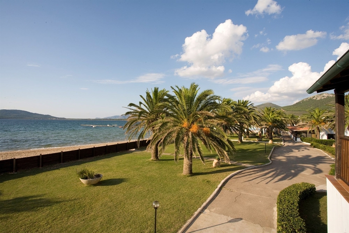 Imagen de los exteriores del Hotel Portoconte. Foto 3