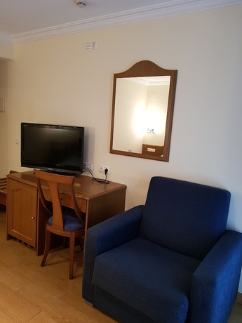Imagen de la habitación del Hotel Portofino, Ampuriabrava. Foto 10