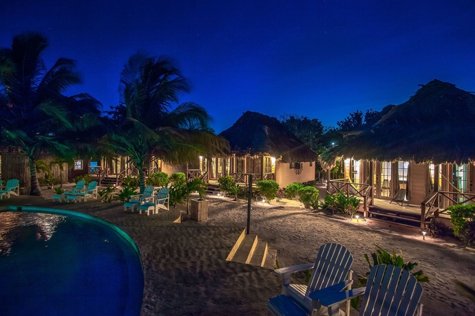 Imagen general del Hotel Portofino Beach Resort. Foto 1