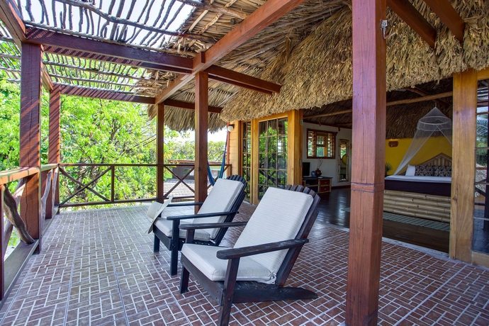 Imagen de la habitación del Hotel Portofino Beach Resort. Foto 6