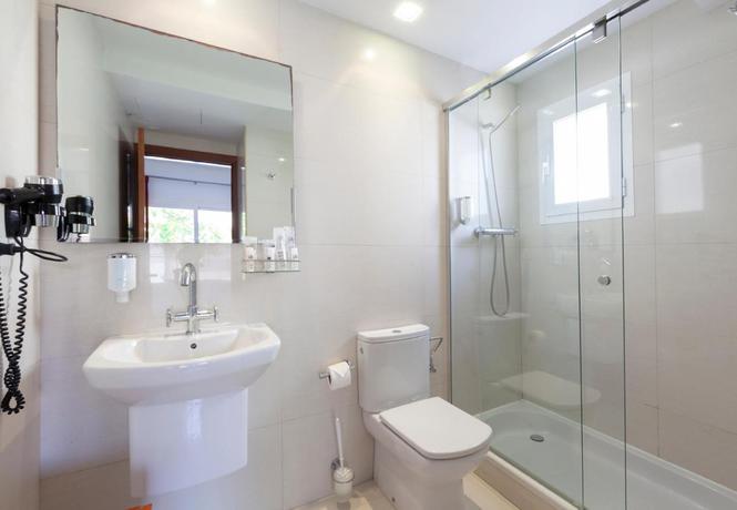 Imagen de la habitación del Hotel Portofino Mallorca. Foto 5