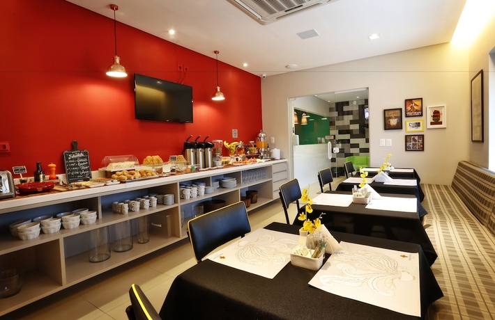 Imagen del bar/restaurante del Hotel Portofino, Teresina. Foto 5
