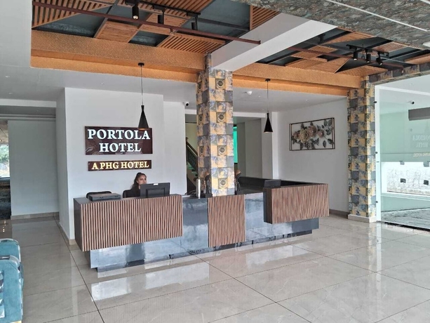 Imagen de los interiores del Hotel Portola By Parkside. Foto 16