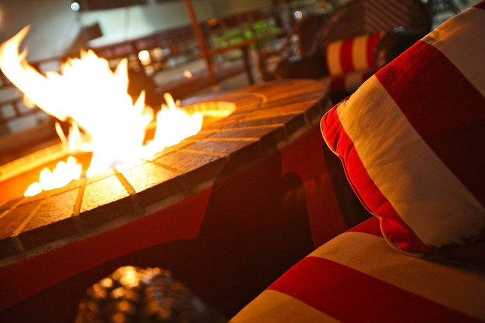 Imagen de los exteriores del Hotel Portola and Spa At Monterey Bay. Foto 10