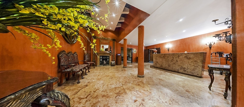 Imagen de los interiores del Hotel Porton Bogota. Foto 18