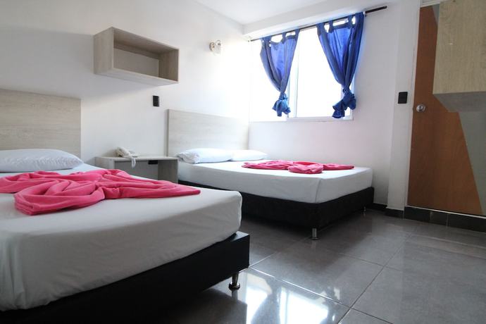 Imagen de la habitación del Hotel Porton Estadio. Foto 2