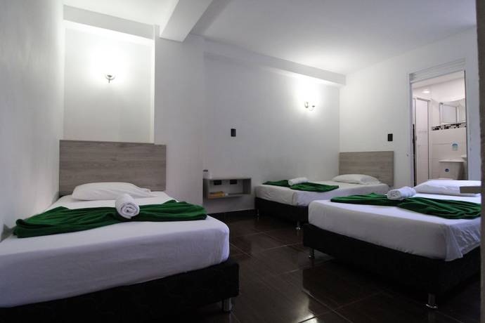 Imagen de la habitación del Hotel Porton Estadio. Foto 5