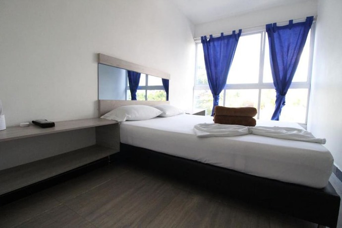 Imagen de la habitación del Hotel Porton Estadio. Foto 7