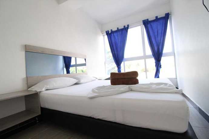 Imagen de la habitación del Hotel Porton Estadio. Foto 12
