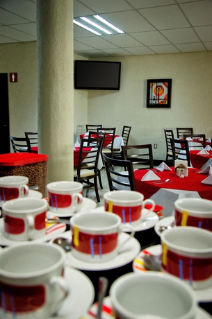 Imagen del bar/restaurante del Hotel Portonovo Plaza Centro. Foto 3