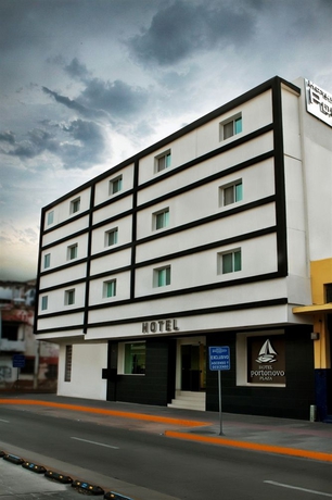Imagen general del Hotel Portonovo Plaza Centro. Foto 2