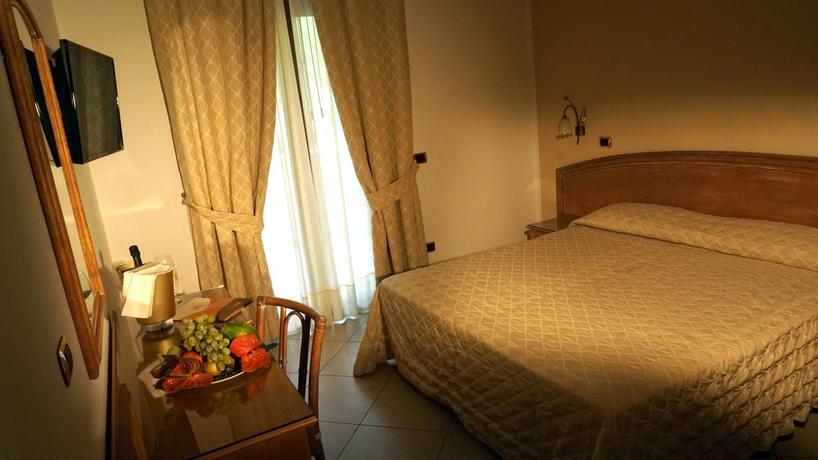 Imagen de la habitación del Hotel Portonuovo. Foto 4