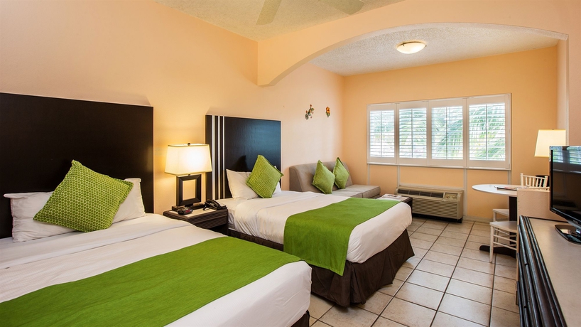 Imagen de la habitación del Hotel Ports Of Call Resort. Foto 11