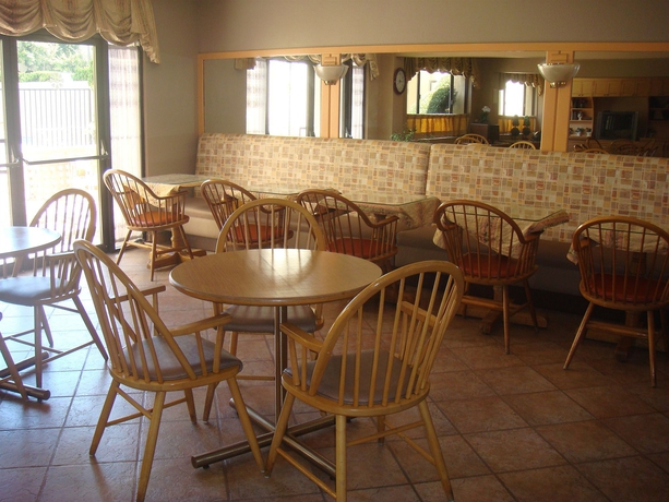 Imagen del bar/restaurante del Hotel Portside Inn and Suites. Foto 6
