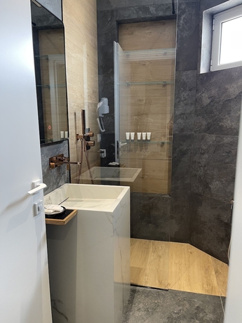 Imagen de la habitación del Hotel Portside, Vlore. Foto 11
