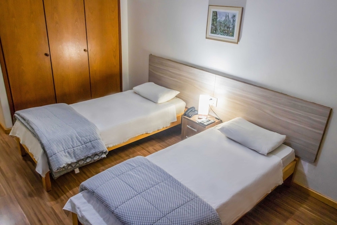 Imagen de la habitación del Hotel Portucali. Foto 8